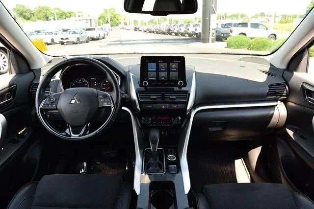 2024 Mitsubishi Eclipse Cross - Image 2 of 5