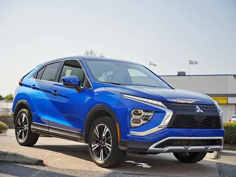2024 Mitsubishi Eclipse Cross SE