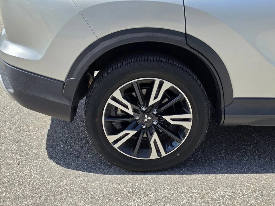 2024 Mitsubishi Eclipse Cross - Image 6 of 20