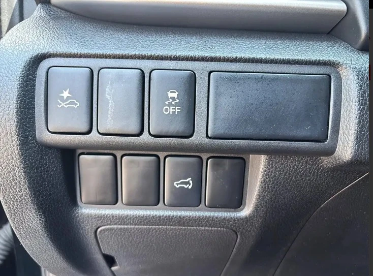 2024 Mitsubishi Eclipse Cross - Image 14 of 20