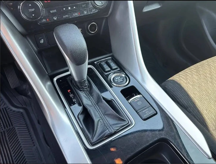 2024 Mitsubishi Eclipse Cross - Image 16 of 20