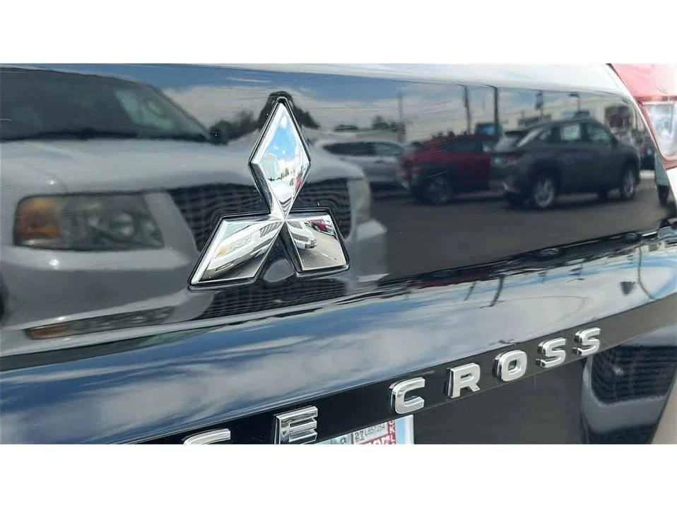 2024 Mitsubishi Eclipse Cross - Image 6 of 10