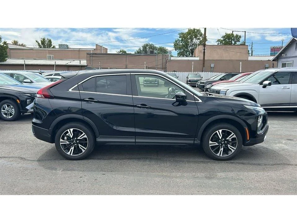 2024 Mitsubishi Eclipse Cross - Image 4 of 10