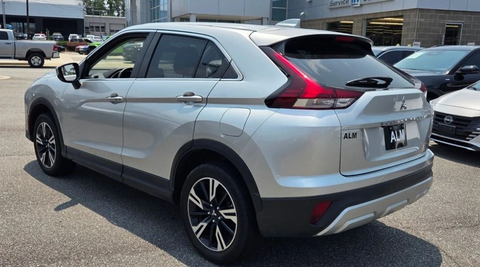 2024 Mitsubishi Eclipse Cross - Image 5 of 12