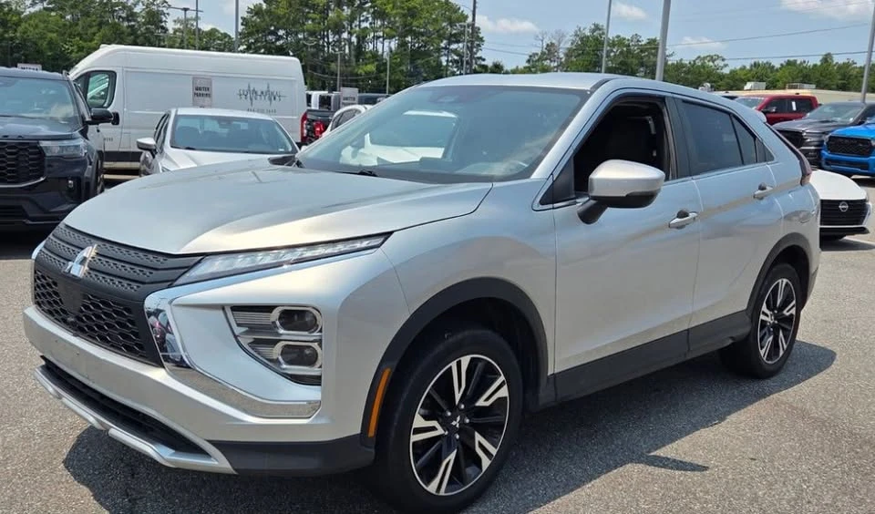 2024 Mitsubishi Eclipse Cross - Image 3 of 12