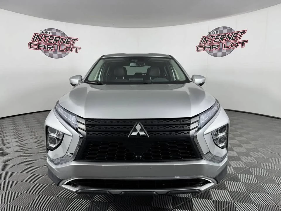 2024 Mitsubishi Eclipse Cross - Image 2 of 20