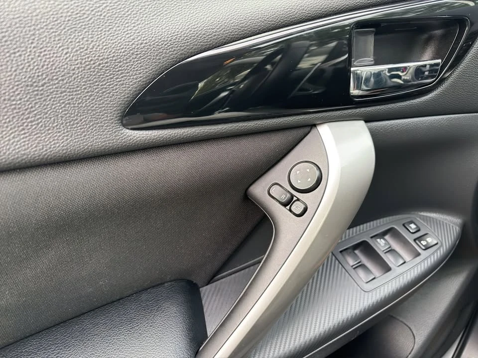 2024 Mitsubishi Eclipse Cross - Image 12 of 17