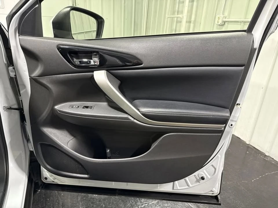 2024 Mitsubishi Eclipse Cross - Image 11 of 20