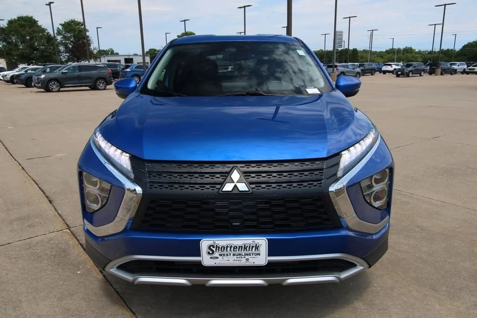 2024 Mitsubishi Eclipse Cross - Image 2 of 20