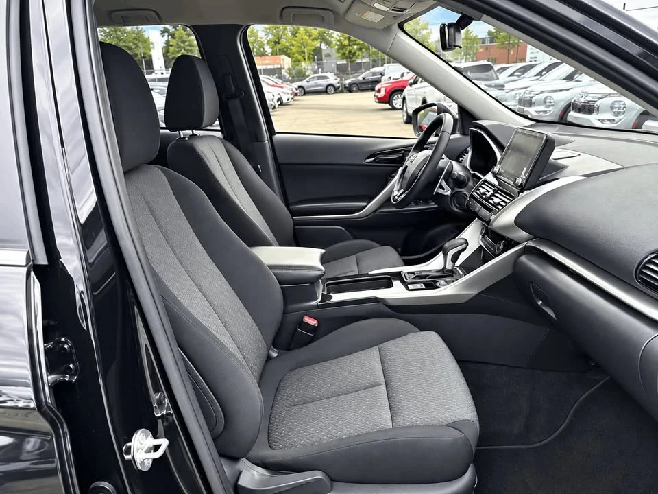 2024 Mitsubishi Eclipse Cross - Image 8 of 10