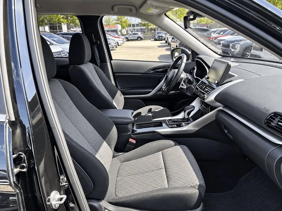 2024 Mitsubishi Eclipse Cross - Image 8 of 10