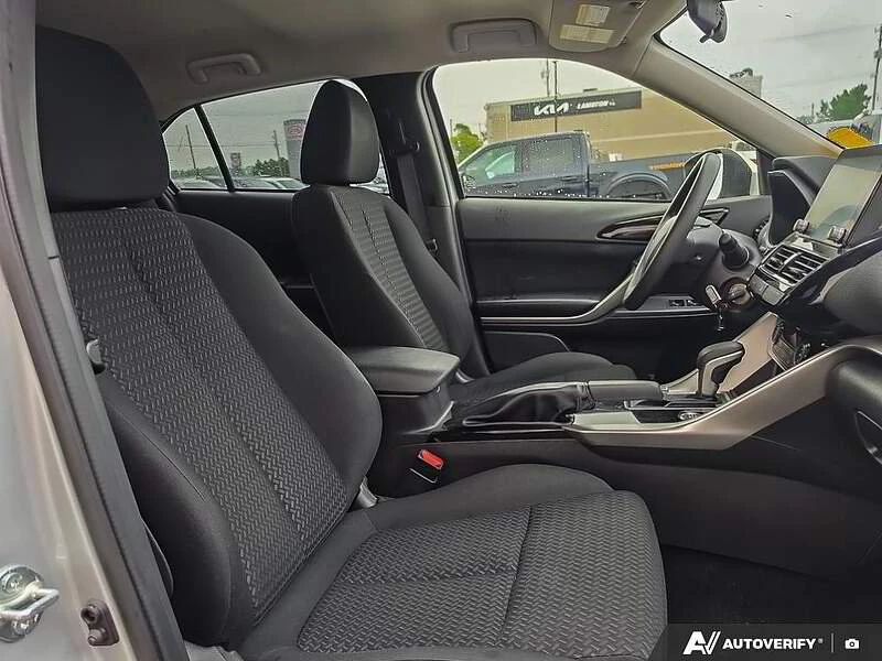 2024 Mitsubishi Eclipse Cross - Image 15 of 17
