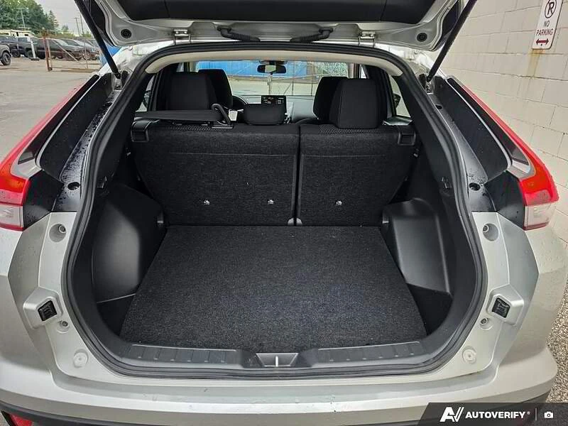 2024 Mitsubishi Eclipse Cross - Image 7 of 17