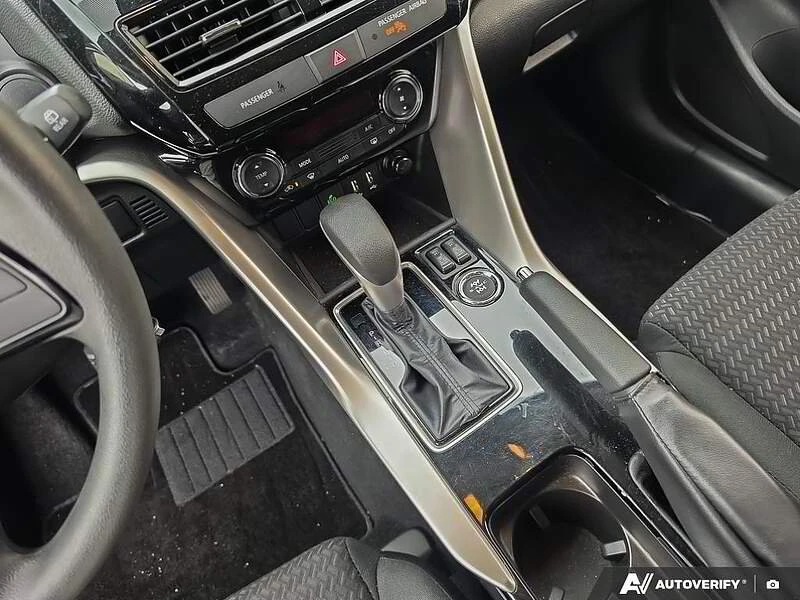 2024 Mitsubishi Eclipse Cross - Image 13 of 17