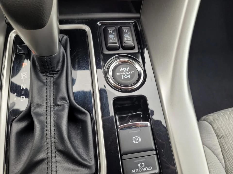 2024 Mitsubishi Eclipse Cross - Image 15 of 19