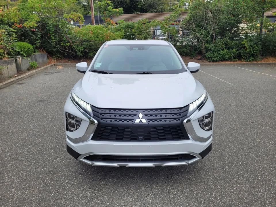 2024 Mitsubishi Eclipse Cross - Image 2 of 19