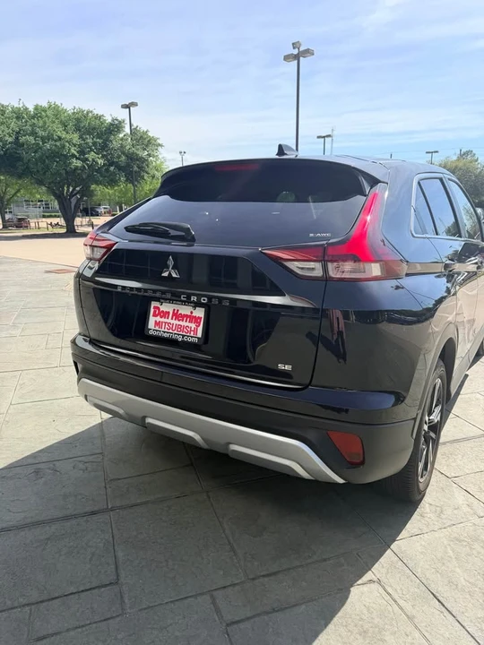 2024 Mitsubishi Eclipse Cross - Image 4 of 4