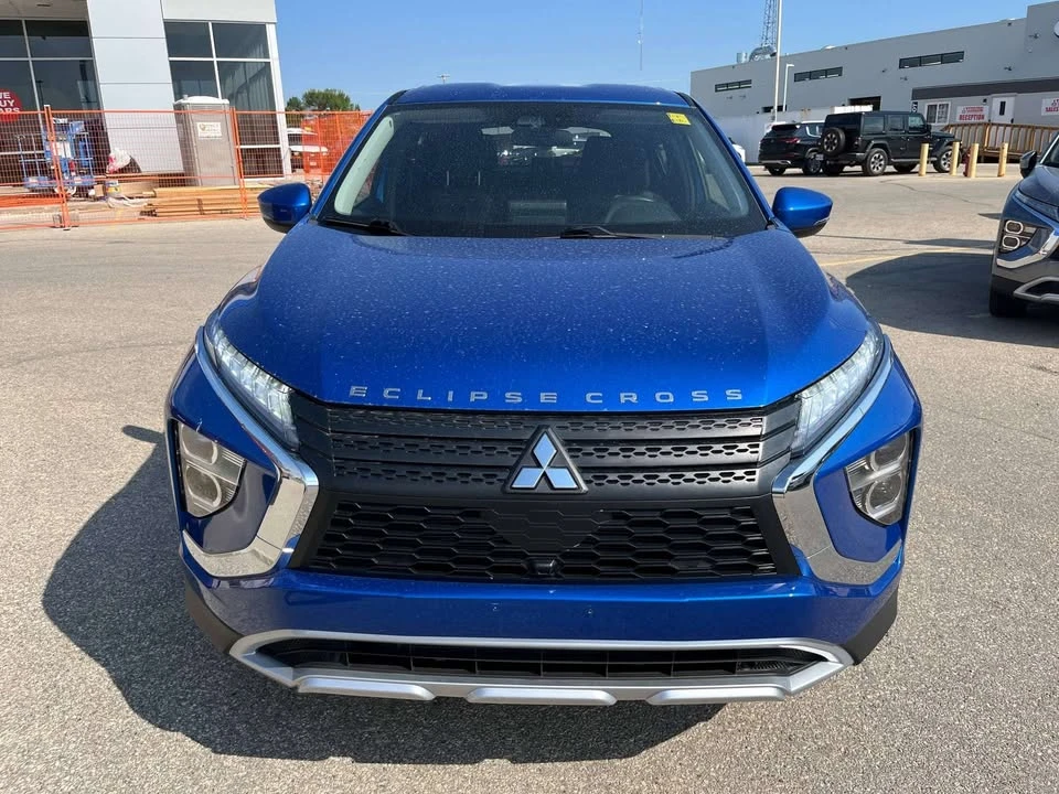 2024 Mitsubishi Eclipse Cross - Image 2 of 12