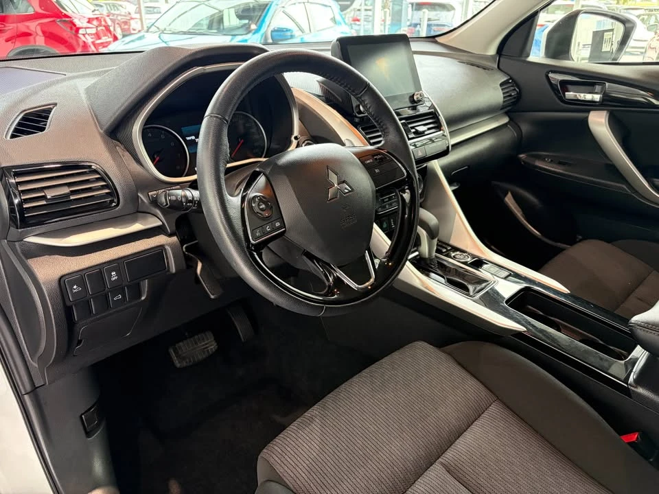 2024 Mitsubishi Eclipse Cross - Image 9 of 16