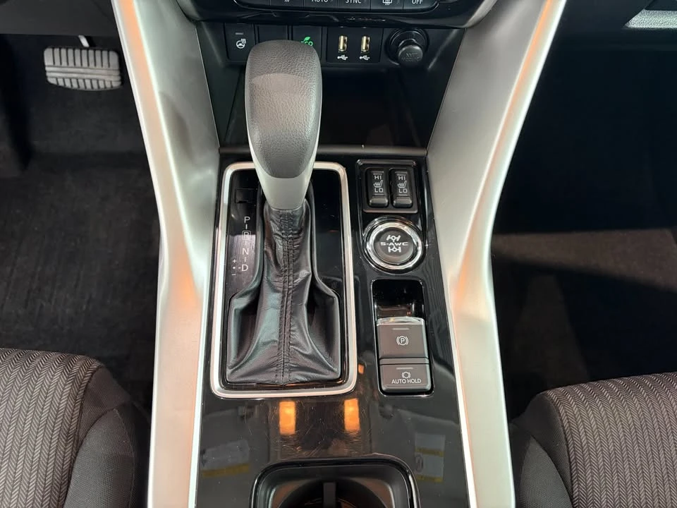 2024 Mitsubishi Eclipse Cross - Image 14 of 16