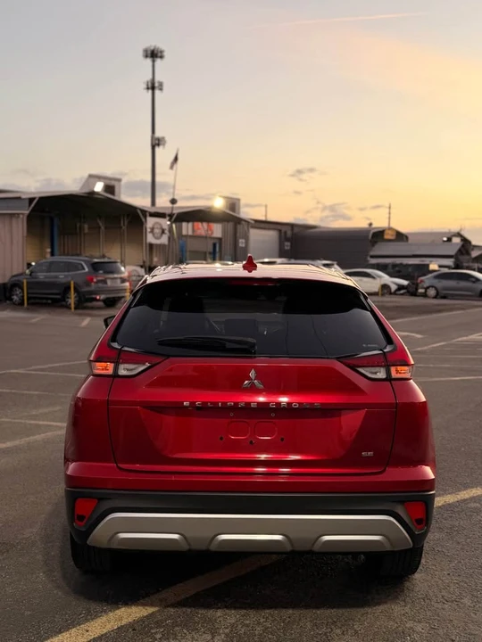 2024 Mitsubishi Eclipse Cross - Image 5 of 11