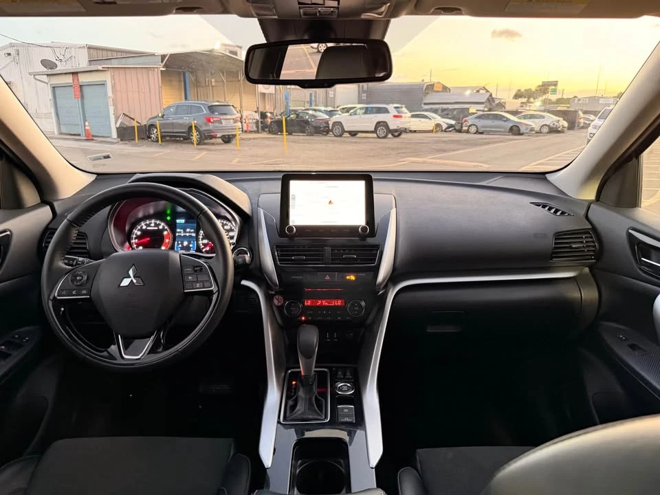 2024 Mitsubishi Eclipse Cross - Image 10 of 11