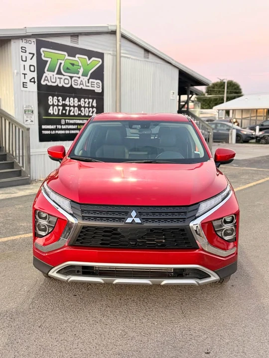 2024 Mitsubishi Eclipse Cross - Image 2 of 11