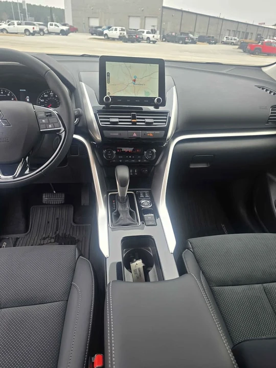 2024 Mitsubishi Eclipse Cross - Image 11 of 18