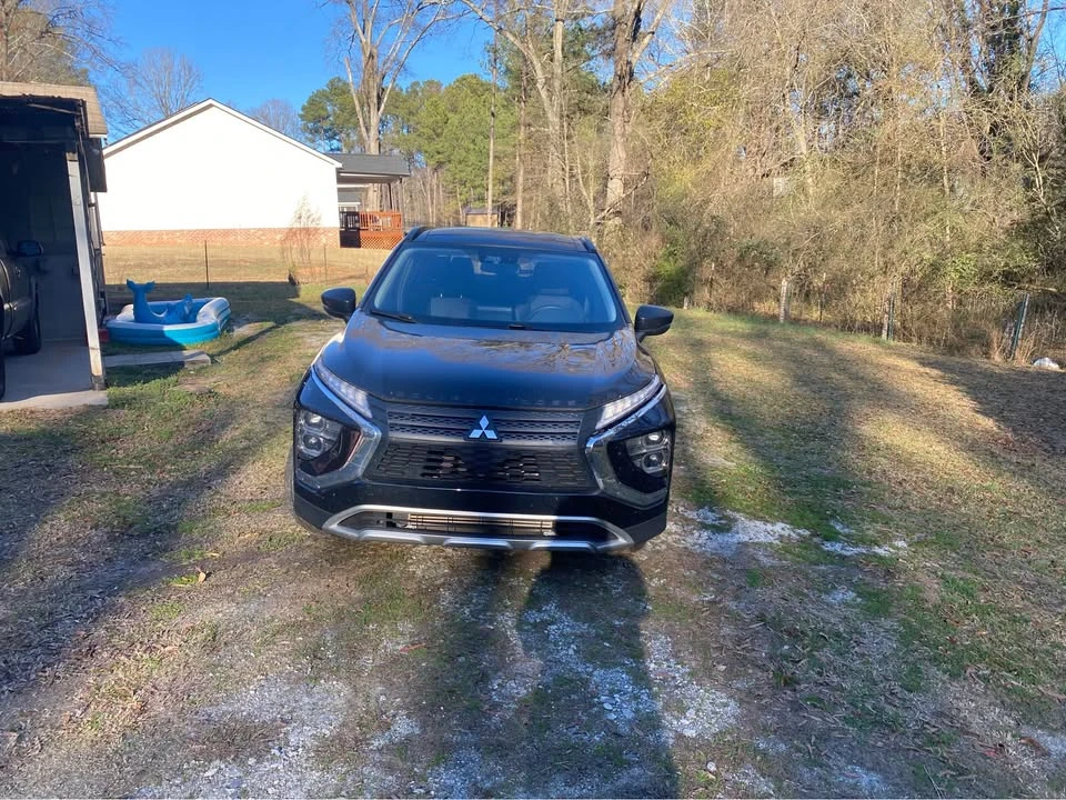 2024 Mitsubishi Eclipse Cross - Image 2 of 10