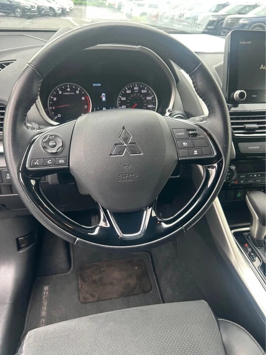 2024 Mitsubishi Eclipse Cross - Image 9 of 10