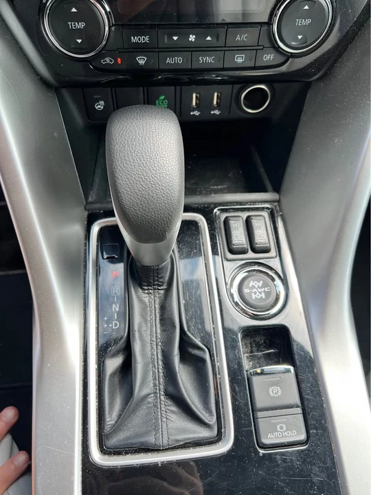 2024 Mitsubishi Eclipse Cross - Image 12 of 15