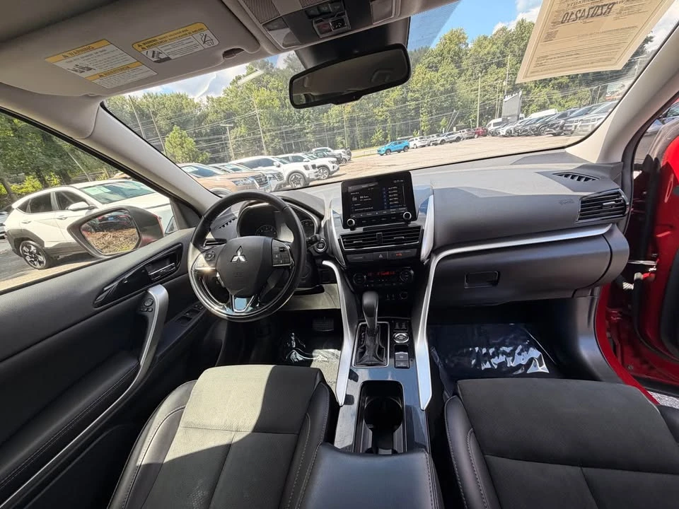 2024 Mitsubishi Eclipse Cross - Image 10 of 12