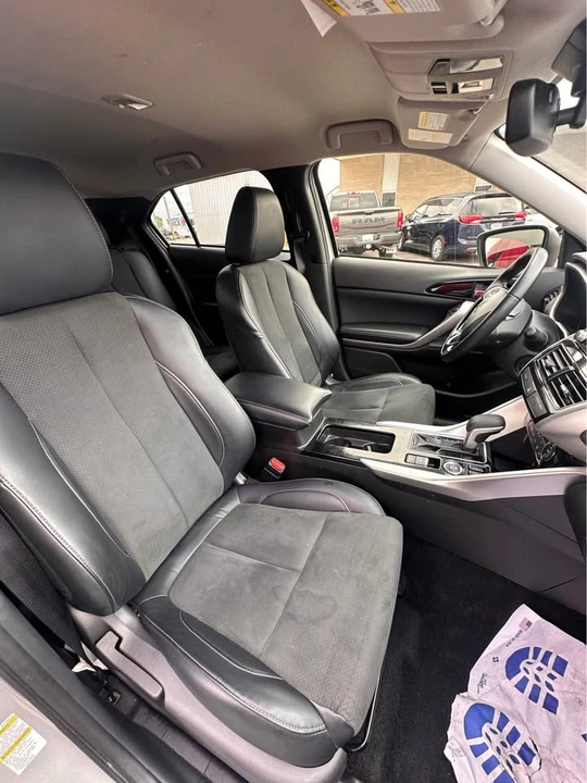 2024 Mitsubishi Eclipse Cross - Image 6 of 10