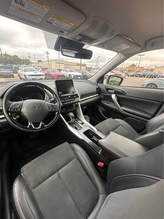 2024 Mitsubishi Eclipse Cross - Image 5 of 10