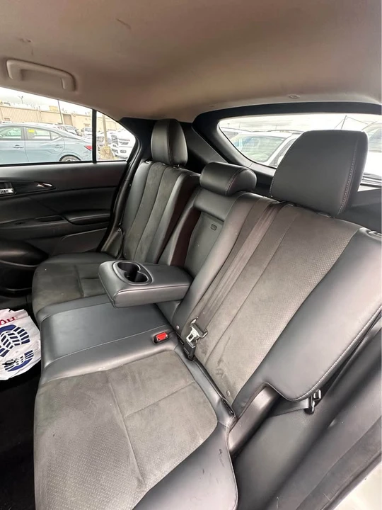 2024 Mitsubishi Eclipse Cross - Image 7 of 10