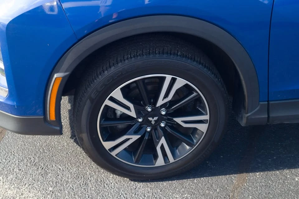 2024 Mitsubishi Eclipse Cross - Image 7 of 17