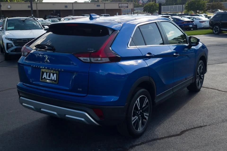 2024 Mitsubishi Eclipse Cross - Image 3 of 17