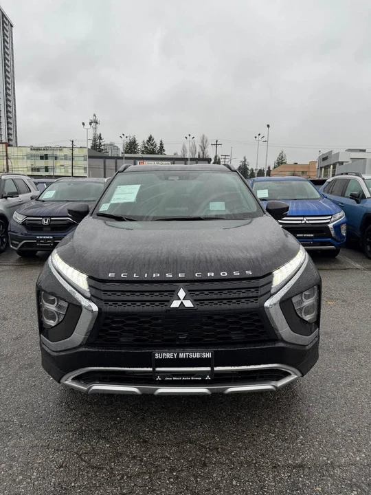 2024 Mitsubishi Eclipse Cross - Image 2 of 6