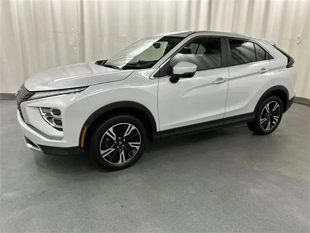 2024 Mitsubishi Eclipse Cross - Image 2 of 20