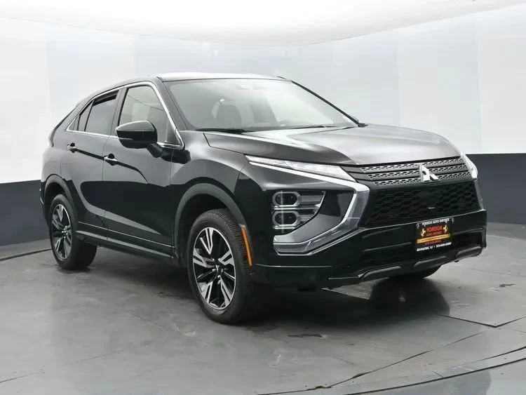 2024 Mitsubishi Eclipse Cross - Image 2 of 12