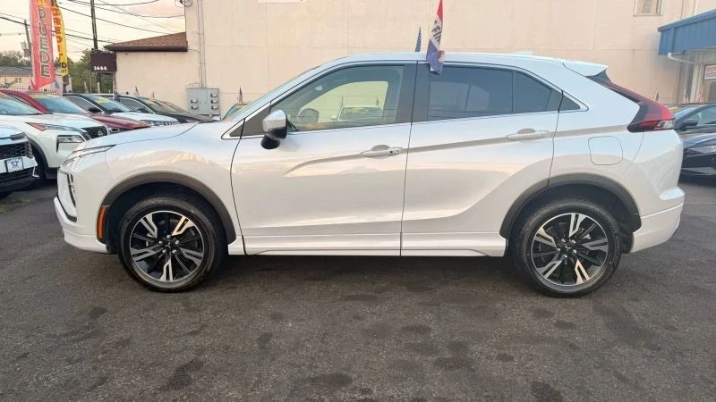 2024 Mitsubishi Eclipse Cross - Image 10 of 12