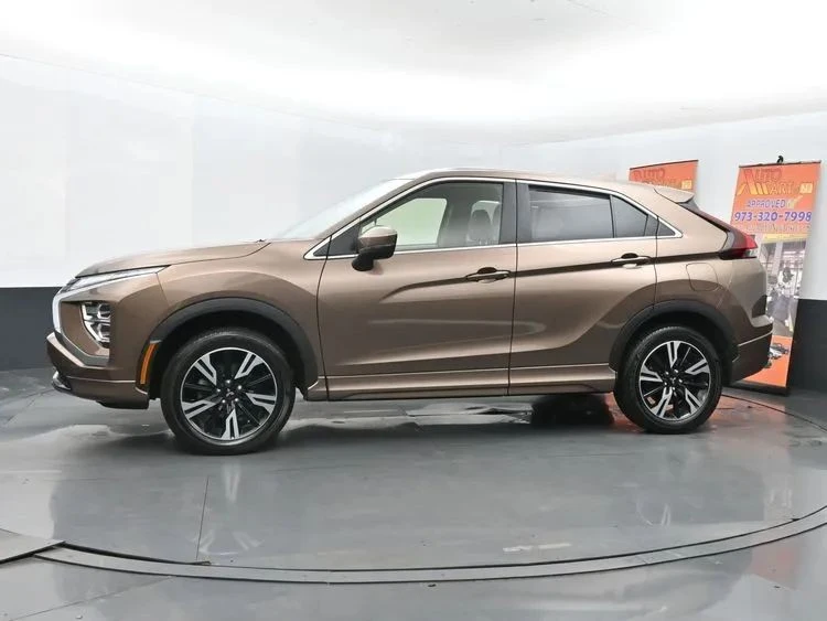 2024 Mitsubishi Eclipse Cross - Image 5 of 12