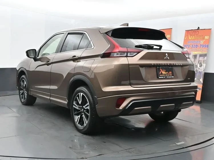2024 Mitsubishi Eclipse Cross - Image 9 of 12