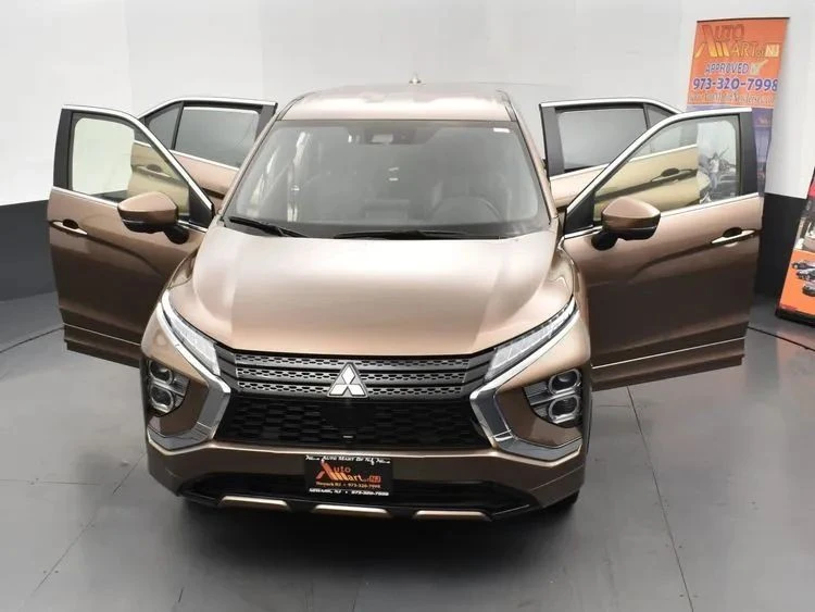 2024 Mitsubishi Eclipse Cross - Image 10 of 12