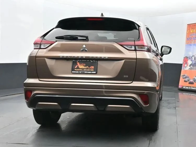 2024 Mitsubishi Eclipse Cross - Image 8 of 12