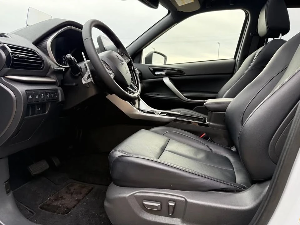 2024 Mitsubishi Eclipse Cross - Image 2 of 20