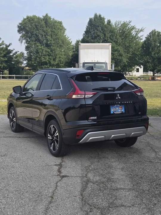 2024 Mitsubishi Eclipse Cross - Image 3 of 11