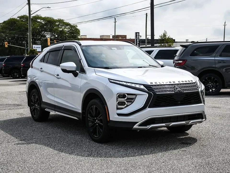 2024 Mitsubishi Eclipse Cross - Image 3 of 12