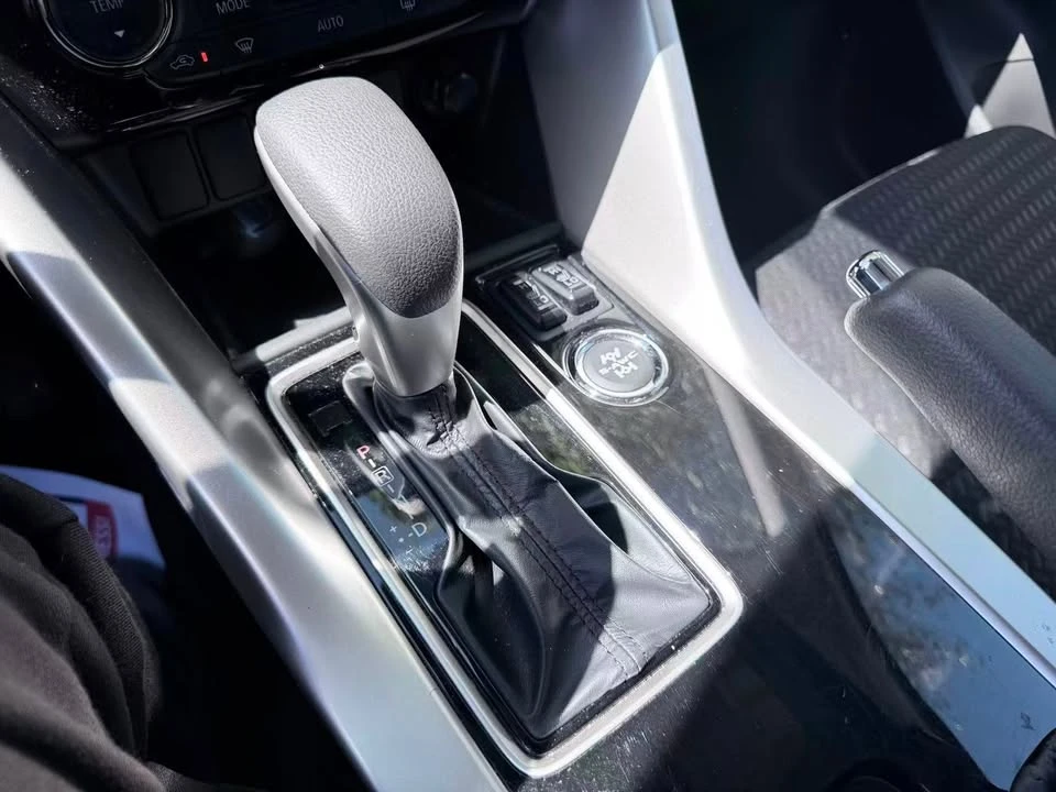 2024 Mitsubishi Eclipse Cross - Image 13 of 20