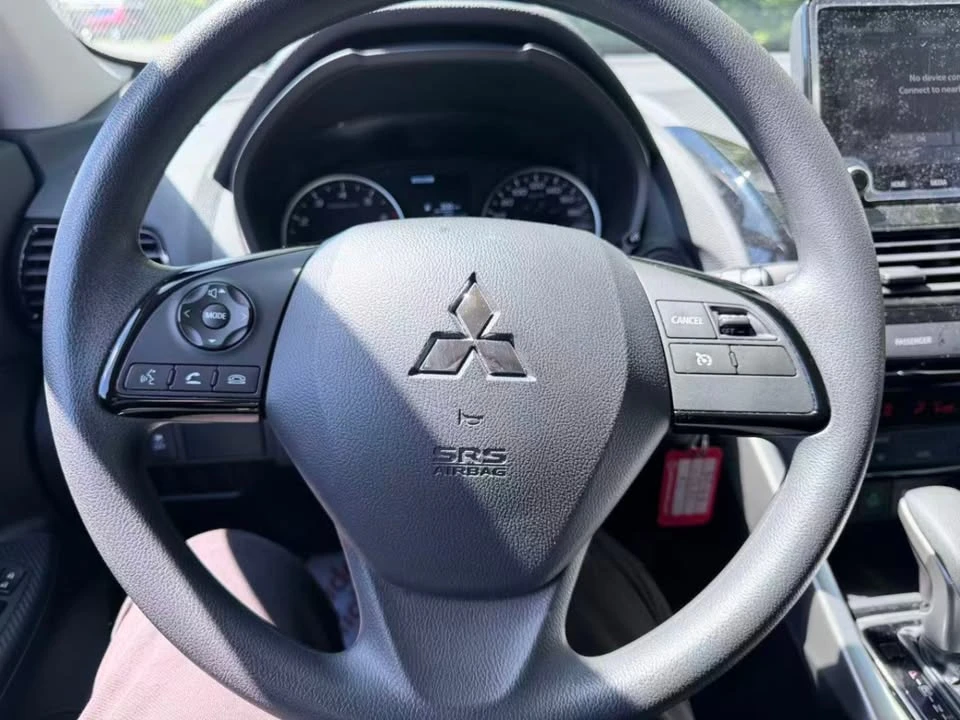 2024 Mitsubishi Eclipse Cross - Image 10 of 20